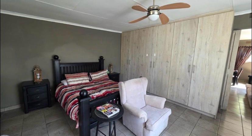 5 Bedroom Property for Sale in Sasolburg Ext 23 Free State